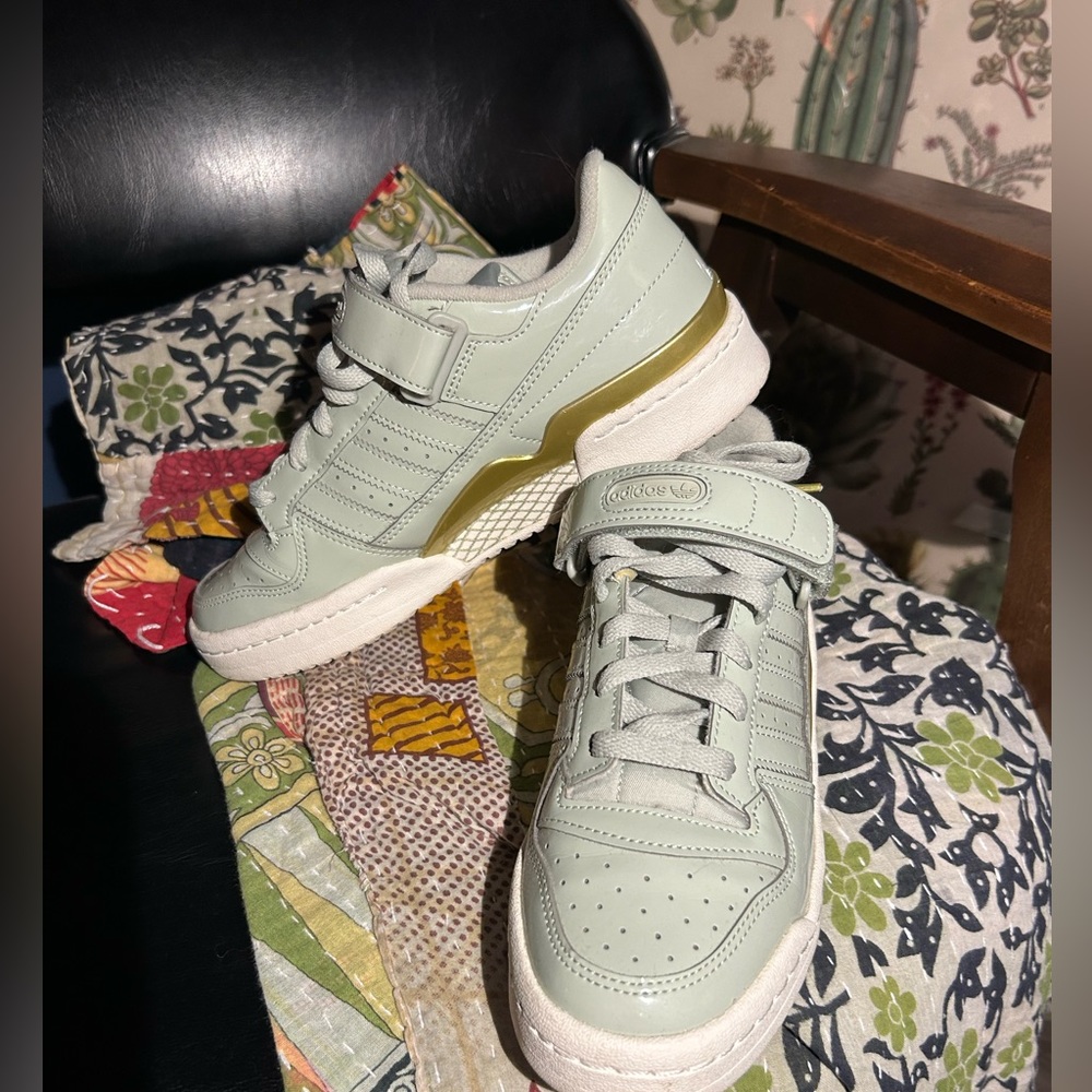 Adidas Forum Low Womens Casual Retro Shoe Sz 8 Green Patent White Sneaker